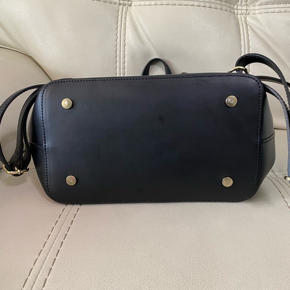 BCBG Maxazria Italian leather Backpack 🎒 VGUC. - Picture 7 of 7